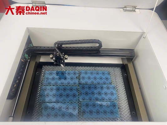30W 40W 110V- 220V Maszyna do cięcia laserowego drzewa/MDF/arylu/klejki/plastiku/kauczuku CNC