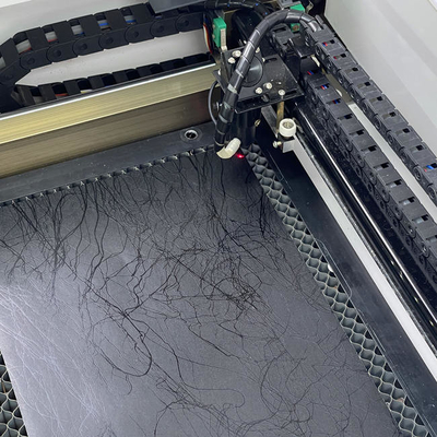 Daqin 30W Screen Protector Maszyna do cięcia laserowego Die Cut Sticker Maker
