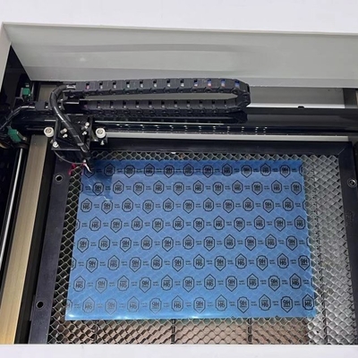 9h 3d Daqin Pvc Mobilna maszyna do cięcia osłony ekranu do mobilnego ochraniacza