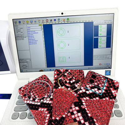 Maszyna do produkcji skinów na laptopy przeznaczona do użytku osobistego i profesjonalnego z kompleksowym pakietem materiałów i wsparciem oprogramowania