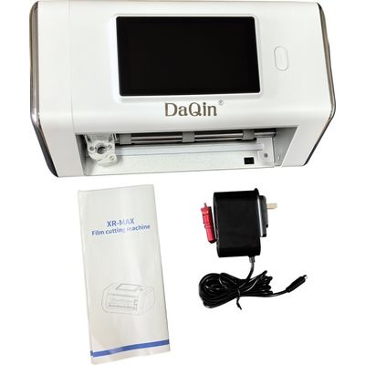 Automatyczny obcinacz folii z podajnikiem do folii ochronnych na ekrany telefonów i folii na tył obudowy